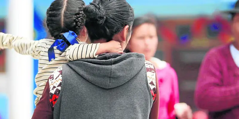 como registrar a mi hijo si soy madre soltera en perú