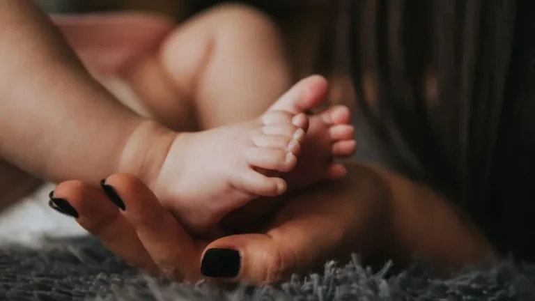 puedo registrar a mi hijo sin la presencia del padre