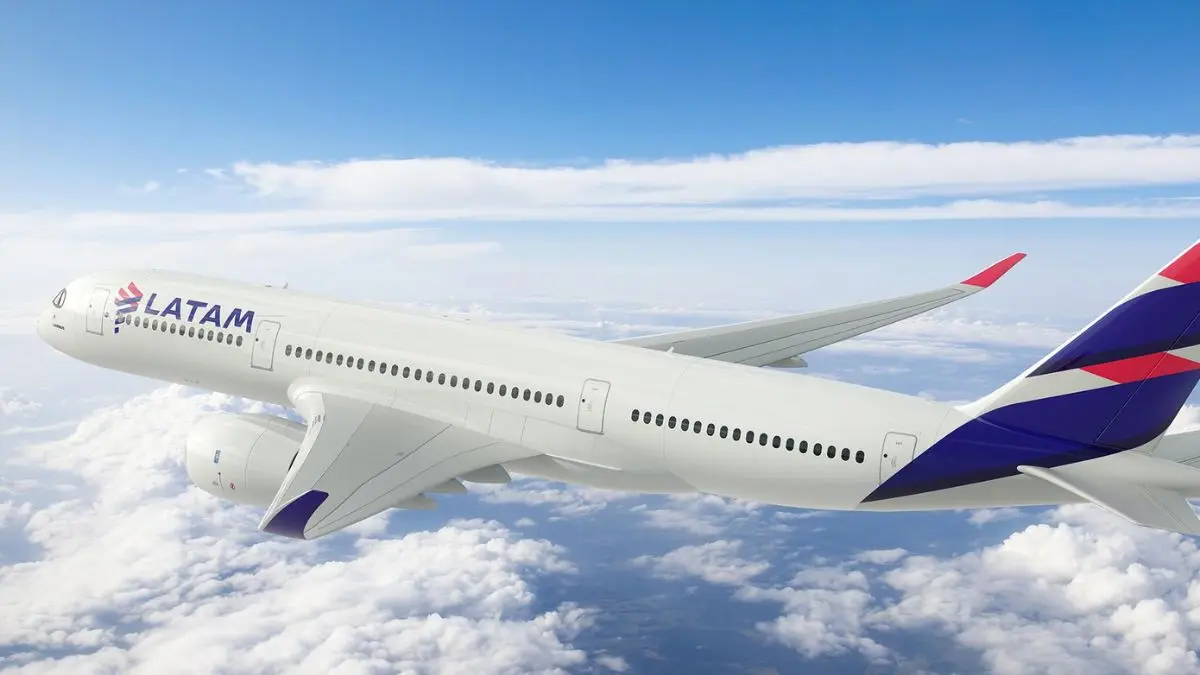 puedo viajar con c4 en latam